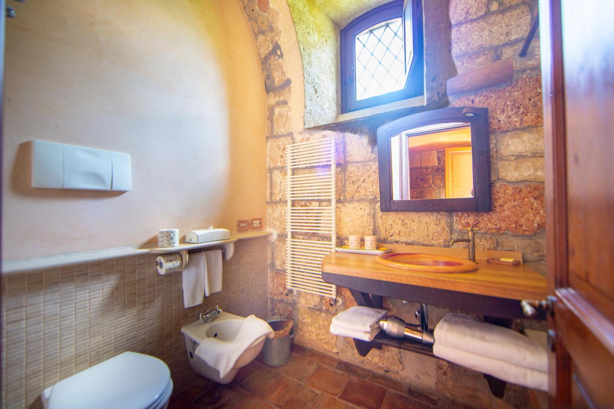 Di Luna Biomasseria Farm stay